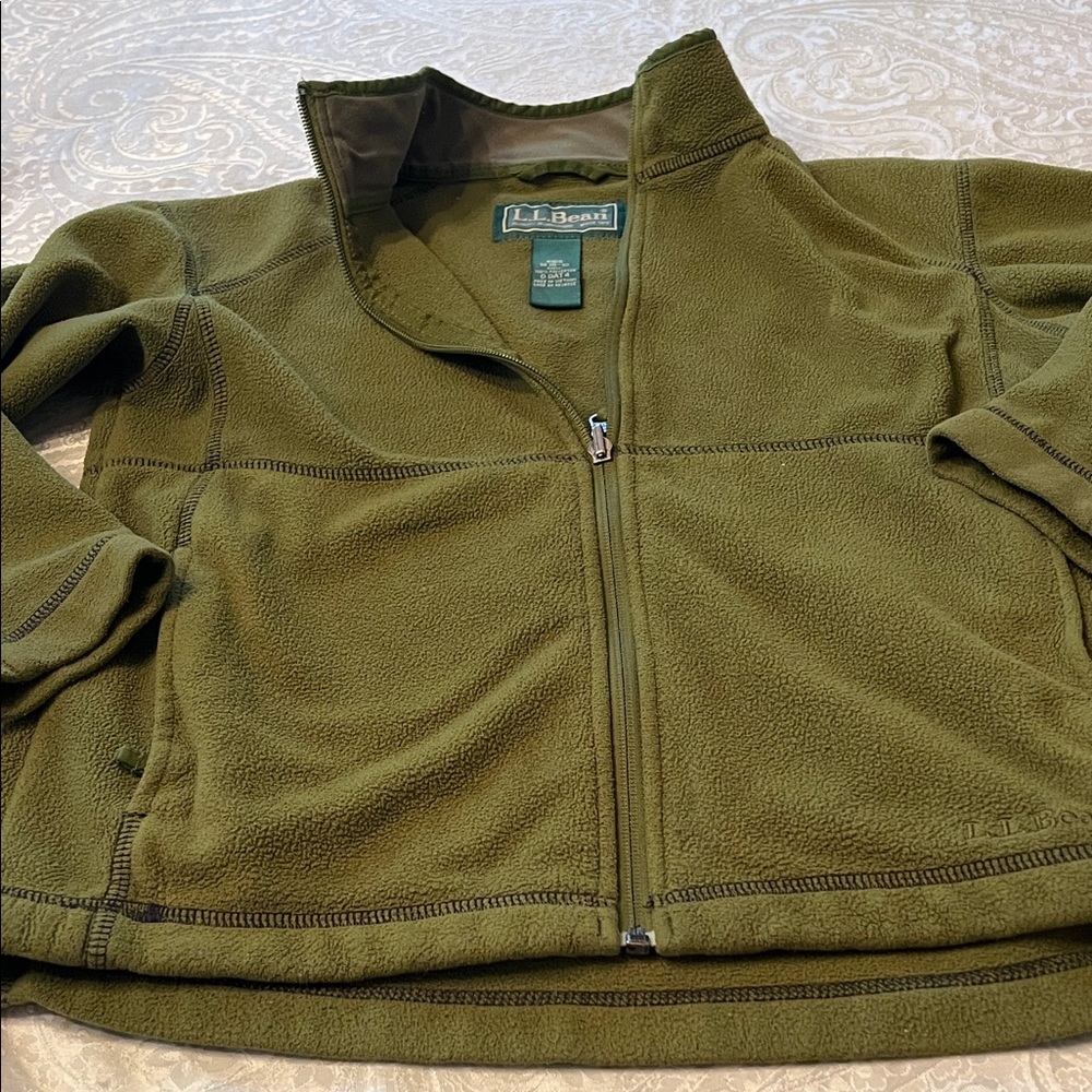 L.L. Bean Olive Green Full-Zip Fleece Jacket Unisex 10-12 in EUC
